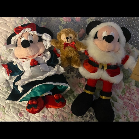 Mickey Mouse and Minnie Duffy Christmas Walt Disney World beanies 2003 with tags - Picture 2 of 14